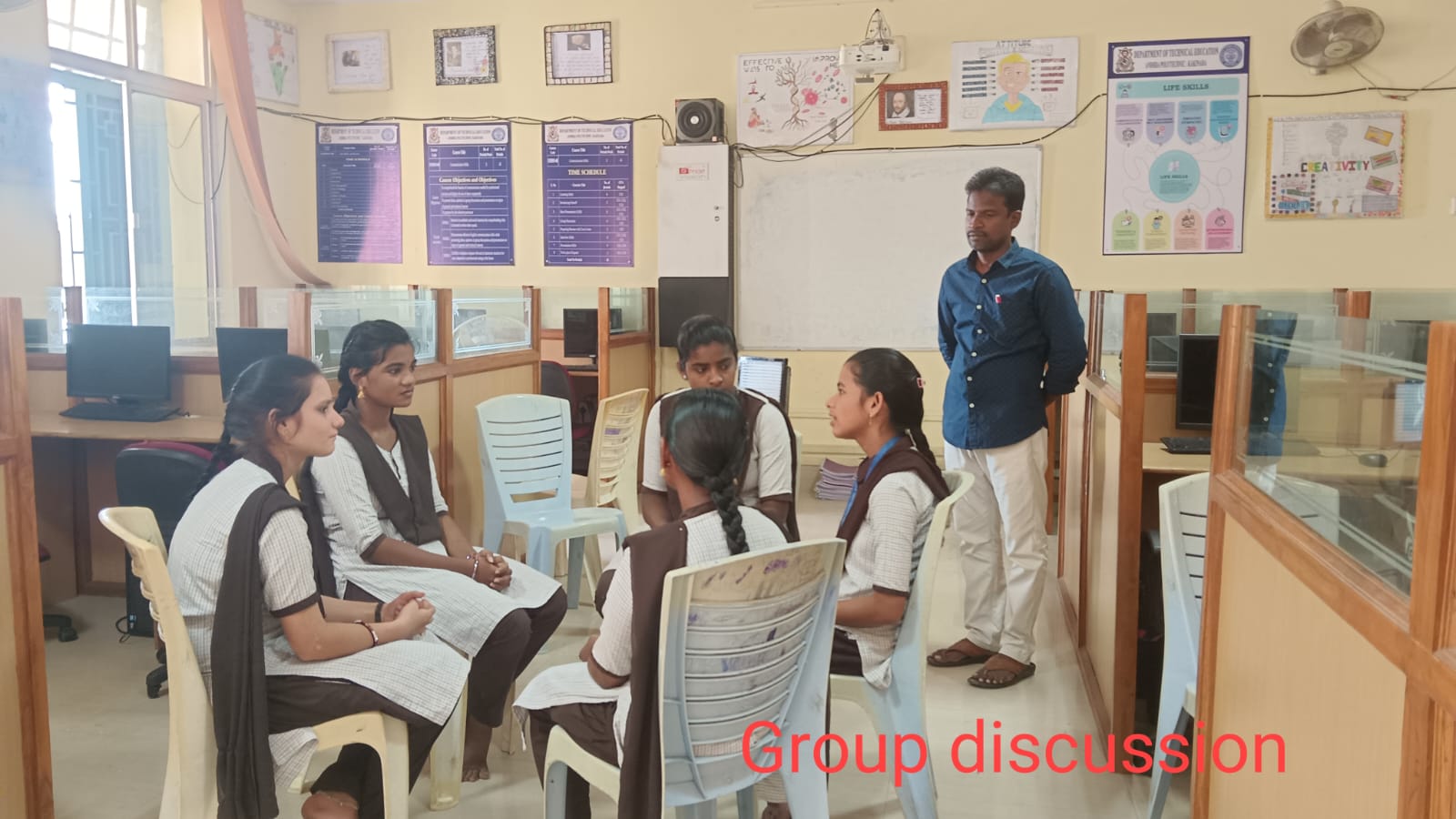 ENGLISH COMMUNICATION LAB
